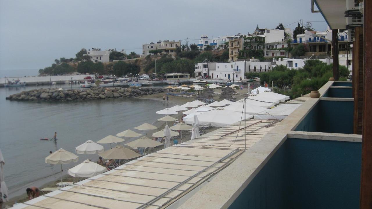 Theodora Aparthotel Makrýgialos Exteriör bild